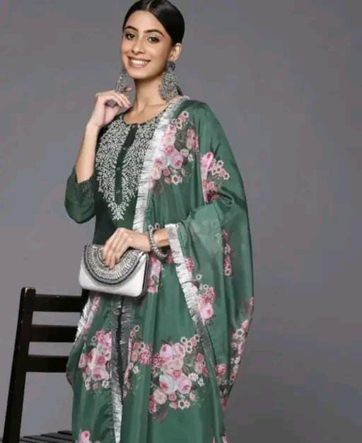 Aishani Fashionable Women Dupatta Sets