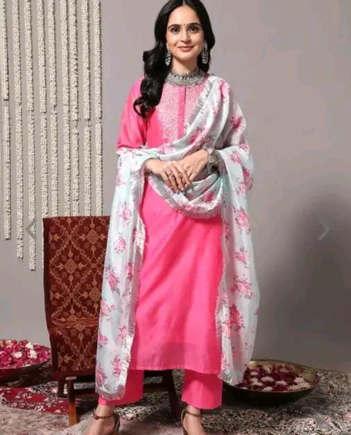Aishani Fashionable Women Dupatta Sets