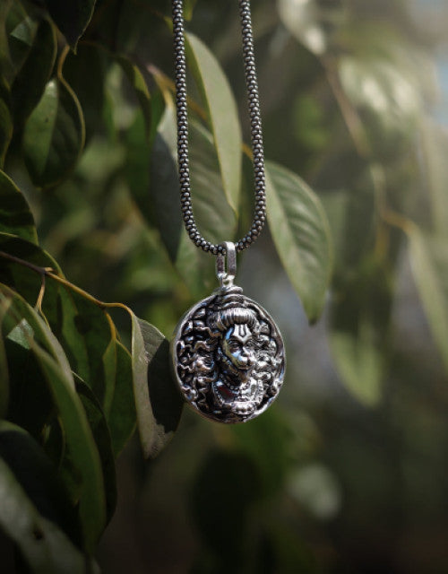 Men's Silver Chain with Hanuman Pendant - myonlineshope.in